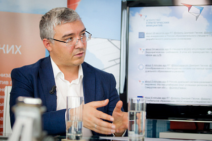 Онлайн-конференция Дмитрия Пескова с пользователями социальных сетей